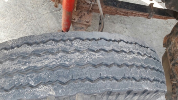 รถบรรทุก 6 ล้อ HINO KM777 กะบะยาว 4.30 เมตร เฟื่องท้าย F