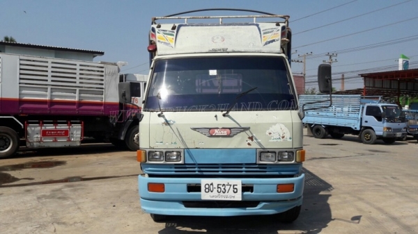 รถบรรทุก 6 ล้อ HINO KM777 กะบะยาว 4.30 เมตร เฟื่องท้าย F