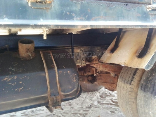 รถบรรทุก 6 ล้อ HINO KM777 กะบะยาว 4.30 เมตร เฟื่องท้าย F