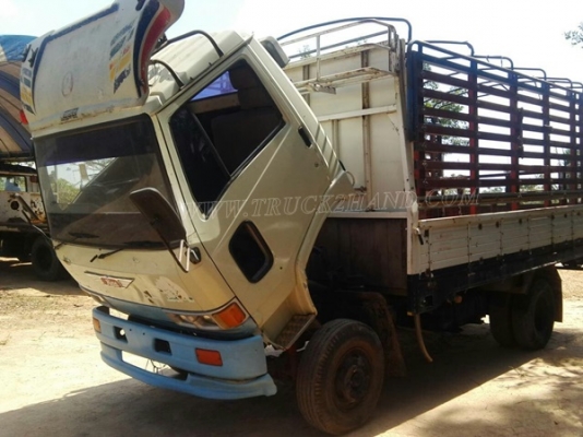 รถบรรทุก 6 ล้อ HINO KM777 กะบะยาว 4.30 เมตร เฟื่องท้าย F