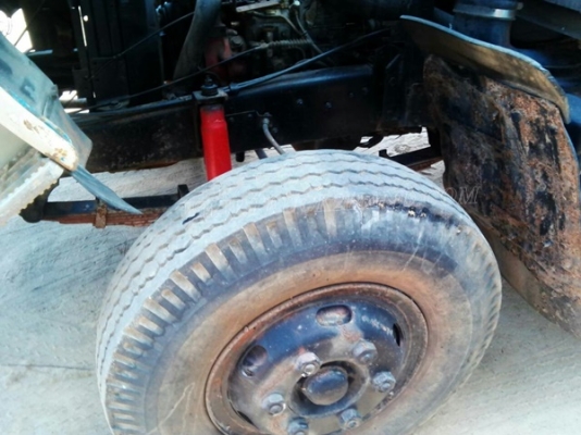 รถบรรทุก 6 ล้อ HINO KM777 กะบะยาว 4.30 เมตร เฟื่องท้าย F