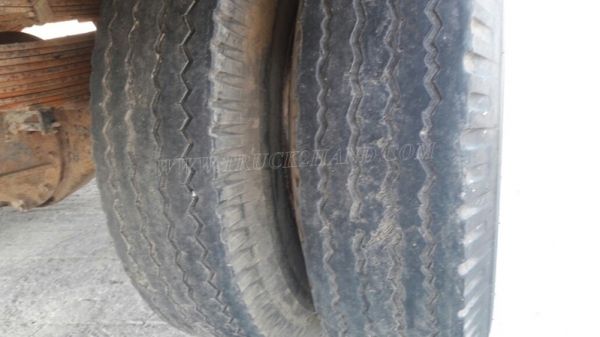 รถบรรทุก 6 ล้อ HINO KM777 กะบะยาว 4.30 เมตร เฟื่องท้าย F