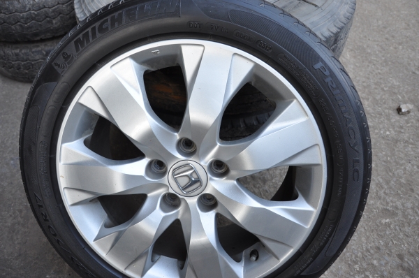 ขายแม็กซ์ HONDA ขอบ17พร้อมยาง MICHELIN 225/50R17