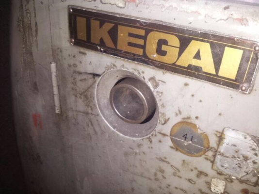 ขายแท่นกลึงIKEGAI 6 ฟุต.รางสวยๆพร้อมใช้งาน3เพลารูเพลา2นิ้ว