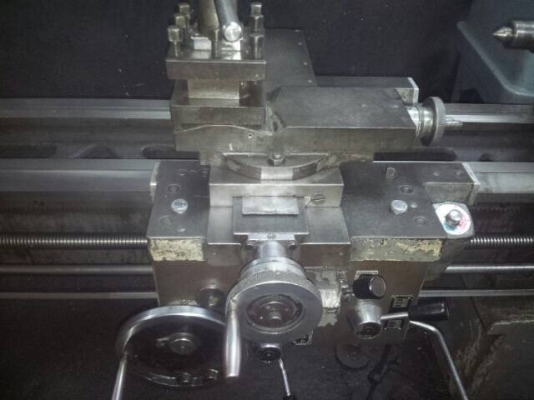 ขายแท่นกลึงIKEGAI 6 ฟุต.รางสวยๆพร้อมใช้งาน3เพลารูเพลา2นิ้ว