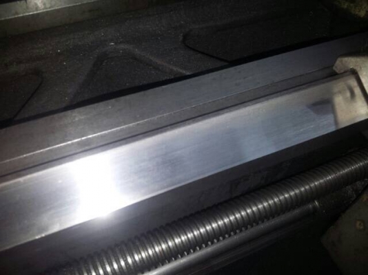 ขายแท่นกลึงIKEGAI 6 ฟุต.รางสวยๆพร้อมใช้งาน3เพลารูเพลา2นิ้ว