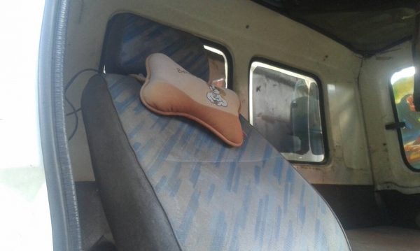 ขายรถบรรทุก 10 ล้อรั้วคอกเหล็ก ISUZU คัสซี JCM เครื่อง HO7C 185 แรงม้าเพลาโบกี้ใหญ่ เพลาเดี่ยว ราคา 280000