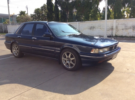 ขายรถพร้อมใช้ มิตซู กาแลนท์ E33 ปี92 เครื่องหัวฉีด 2.0 เกียร์ธรรมดา ติดแก๊สLPG ระบบหัวฉีด ใช้ได้2ระบบ ตัวท็อป ไฟฟ้าทั้งคัน เพาเวอร์ ดิสก์เบรค 4ล้อ ภายในสวยๆสะอาดเอี่ยม แอร์หนาว เครื่องเสียงตึ๊บๆ ตัวถังสีเงาสวยทั้งคัน แม็กขอบ16&quot; รถขับดีมากๆๆ รถสวย พร้