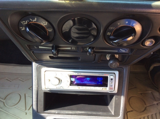 ขายรถพร้อมใช้ มิตซู กาแลนท์ E33 ปี92 เครื่องหัวฉีด 2.0 เกียร์ธรรมดา ติดแก๊สLPG ระบบหัวฉีด ใช้ได้2ระบบ ตัวท็อป ไฟฟ้าทั้งคัน เพาเวอร์ ดิสก์เบรค 4ล้อ ภายในสวยๆสะอาดเอี่ยม แอร์หนาว เครื่องเสียงตึ๊บๆ ตัวถังสีเงาสวยทั้งคัน แม็กขอบ16" รถขับดีมากๆๆ รถสวย พร้ ขายรถพร้อมใช้ มิตซู กาแลนท์ E33 ปี92 เครื่องหัวฉีด 2.0 เกียร์ธรรมดา ติดแก๊สLPG ระบบหัวฉีด ใช้ได้2ระบบ ตัวท็อป ไฟฟ้าทั้งคัน เพาเวอร์ ดิสก์เบรค 4ล้อ ภายในสวยๆสะอาดเอี่ยม แอร์หนาว เครื่องเสียงตึ๊บๆ ตัวถังสีเงาสวยทั้งคัน แม็กขอบ16" รถขับดีมากๆๆ รถสวย พร้