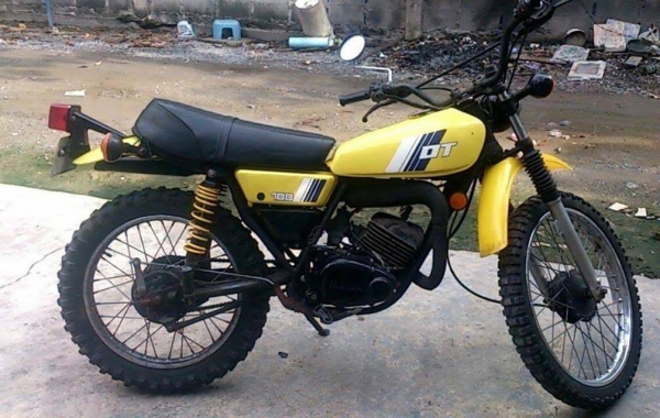 ขายDT100 หนึ่งหมื่นถ้วน มาเอาไปเลย ขี่มันๆ