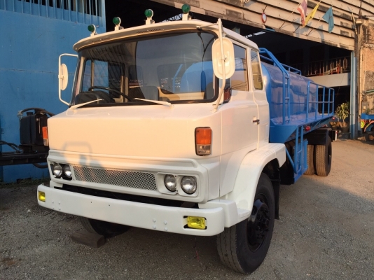 ขายรถ6ล้อฮีโน่แท้งค์ครับสอบถามโทร081-9441107