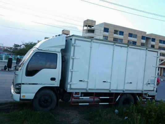 ขายดาวน์ 130000 NPR130  ฉลอง50ปีทองอีซูซุ