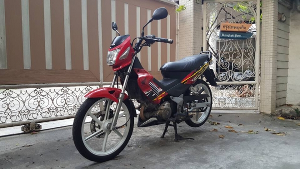 ขออนุญาติขาย  HONDA SONIC 125 ตัว TOP ไมล์ขาว สตาร์ทมือ ฟรีโอน
