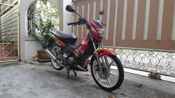 ขออนุญาติขาย  HONDA SONIC 125 ตัว TOP ไมล์ขาว สตาร์ทมือ ฟรีโอน