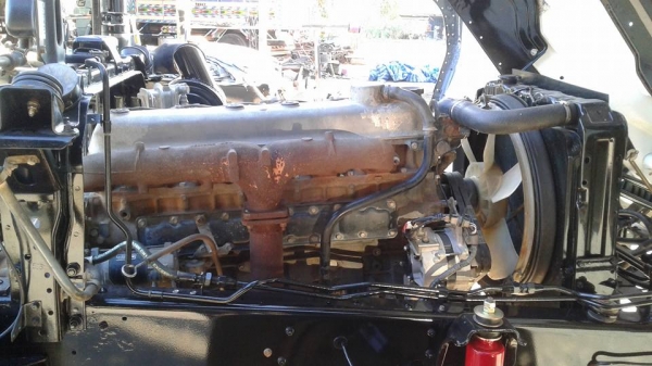 ขาย10ล้อมิตซู527 หัวคัชซี6เกียร์เดินหน้า เครื่อง195 เครื่องเดิมเกียร์เดิม เบรคใหญ่เพลาบุ๋ม เฟืองท้ายลาย ทำสีใหม่หมดยางใหม่10เส้นรถสวยสภาพพร้อมใช้