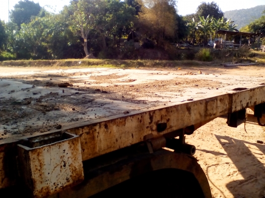 กระบะพื้นเรียบ