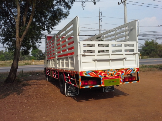 ขายด่วน รถหกล้อ HINO MEGA FG1J สภาพพร้อมใช้งาน