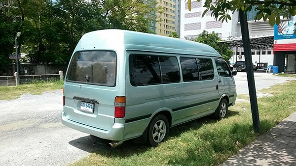 รถตู้หัวจรวด หลังคาสูงแท้ เครื่องดีมาก ภายใน VIP พร้อมใช้ ราคาถูก