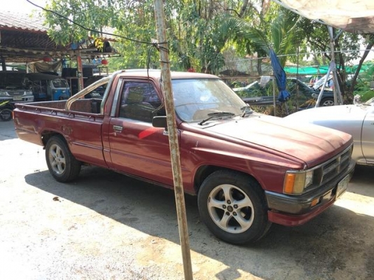 84 toyota Hero 2400 รถสวยเดิมๆ 84 toyota Hero 2400 รถสวยเดิมๆ