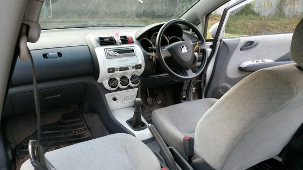 Honda city ZX 2004 MT เครื่องดี รถบ้านเดิมๆ