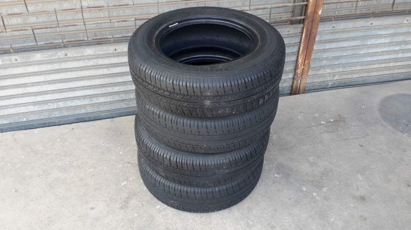 ยางขอบ 14 Bridgestone 175/70/14 ปี12 ดอกหนา สภาพสวย