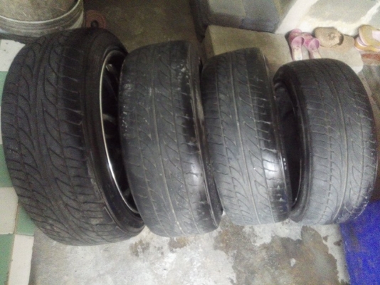 แม็ก 17 กว้าง 7.5 หน้าตื้นหลังลึก ติดยางดันลอป ราคา 6900 บาท