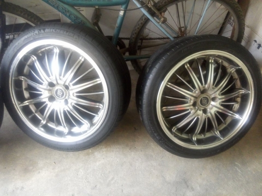 แม็ก 17 กว้าง 7.5 ออฟ 42 แนววีไอพี 6900 บาท แม็ก 17 กว้าง 7.5 ออฟ 42 แนววีไอพี 6900 บาท