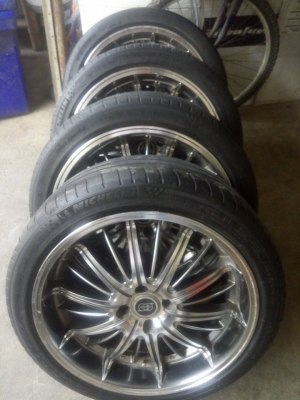 แม็ก 17 กว้าง 7.5 ออฟ 42 แนววีไอพี 6900 บาท แม็ก 17 กว้าง 7.5 ออฟ 42 แนววีไอพี 6900 บาท