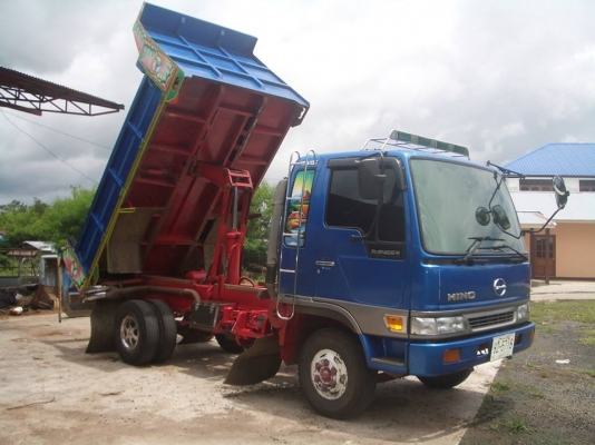 ขายรถ 6 ล้อกลาง