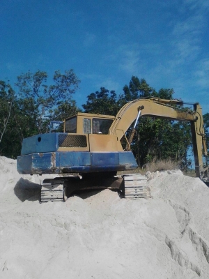 ขายรถแบคโฮ KOMATSU PC120-3 ราคา 285000