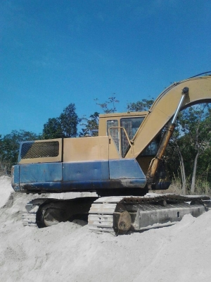 ขายรถแบคโฮ KOMATSU PC120-3 ราคา 285000