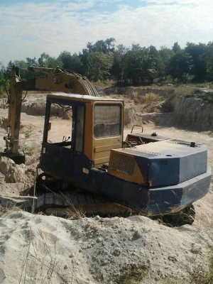 ขายรถแบคโฮ KOMATSU PC120-3 ราคา 285000