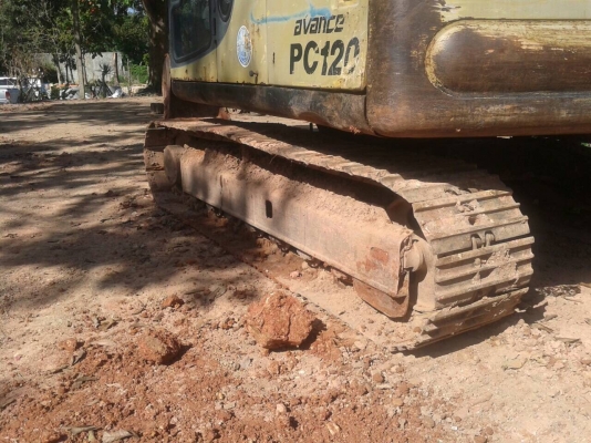 ขายรถแบคโฮ KOMATSU PC120-6 เอกสารอินวอย ระบบไฟเต็ม ราคา 850000