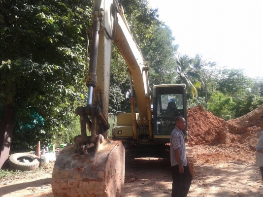 ขายรถแบคโฮ KOMATSU PC120-6 เอกสารอินวอย ระบบไฟเต็ม ราคา 850000