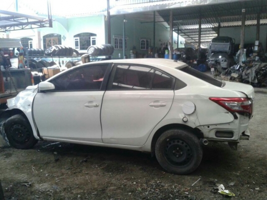 ซากนิวส์วีออสรุ่นใหม่ถอดอะไหลขายทุกอย่างสนใจส่วนไหนสอบถามได้มีหลายรุ่นทั้งเก๋งเเละกระบะ