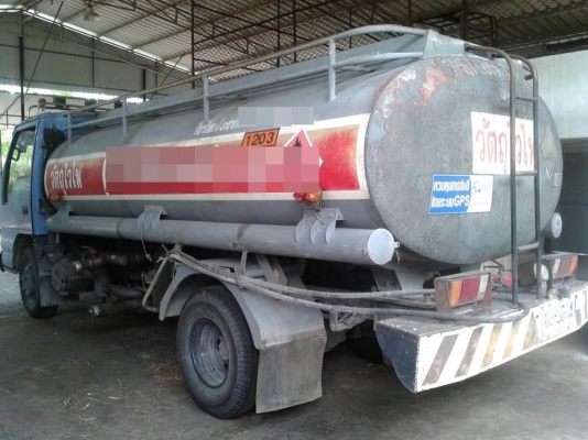 ISUZU NPR รถน้ำมัน ISUZU NPR รถน้ำมัน