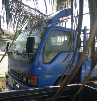 หกล้อ อีซูซุ NPR120ปี44 แอร์ พ.เวอร์ ช่วงยาว4.30ม สภาพพร้อมใช้งาน ทะเบียนพร้อมโอน หกล้อ อีซูซุ NPR120ปี44 แอร์ พ.เวอร์ ช่วงยาว4.30ม สภาพพร้อมใช้งาน ทะเบียนพร้อมโอน