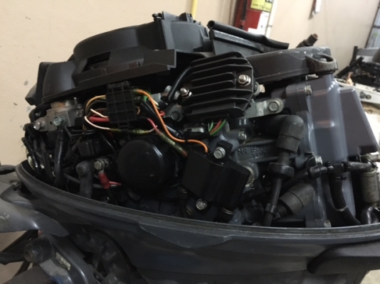 ขายเครื่องเรือ Yamaha 15 Four stroke จากญี่ปุ่น รุ่นใหม่ล่าสุด