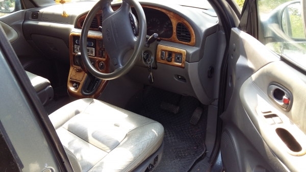 รถหลุดจำนำ ครับ รถตู้ KAI CARNIVAL ปี45 รถสวยครับ ขายเป็นอะไหล่ ตามสภาพ ครับ