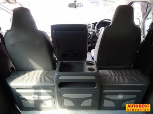 โทร 0922726669 คุณตันหยง รถตู้เบสมือสองฝั่งธน รถตู้ดีเซลล์ปี 2012 เบาหนัง 3 แถว ราคา 899,000 บาท