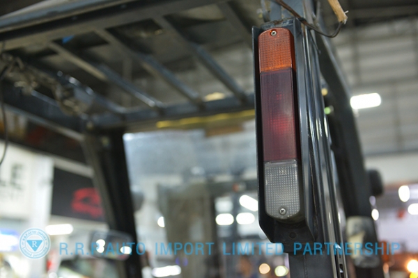 ขายรถโฟล์คลิฟท์มือสอง NISSAN รุ่น SB-LYL02 ราคา 315,000 บาท นำเข้าจากประเทศญี่ปุ่น 100\% ไม่เคยใช้งานในไทย