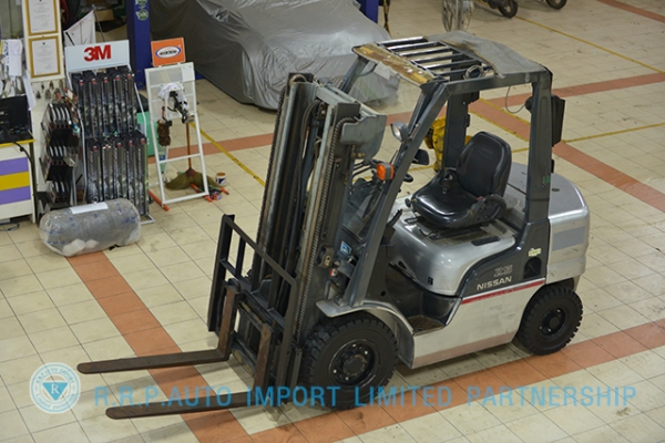 ขายรถโฟล์คลิฟท์มือสอง NISSAN รุ่น SB-LYL02 ราคา 315,000 บาท นำเข้าจากประเทศญี่ปุ่น 100\% ไม่เคยใช้งานในไทย