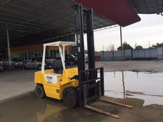 ขายรถฟอร์คลิฟต์ TCMรุ่นFVD30Z7 นำเข้าจากญี่ปุ่น ไม่เคยใช้งานในไทย มีใบอินวอย ยกได้3ตัน เสาสูง5เมตร ยางตัน4เส้น เครื่องดีเซลอีซูซุ4สูบ สภาพดีพร้อมใช้งาน