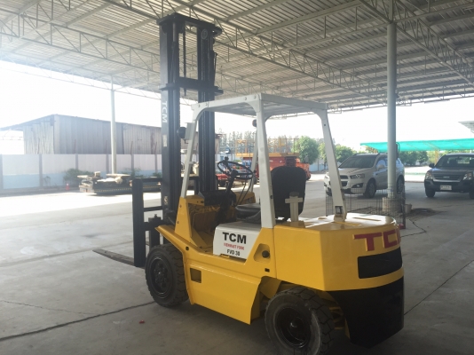 ขายรถฟอร์คลิฟต์ TCMรุ่นFVD30Z7 นำเข้าจากญี่ปุ่น ไม่เคยใช้งานในไทย มีใบอินวอย ยกได้3ตัน เสาสูง5เมตร ยางตัน4เส้น เครื่องดีเซลอีซูซุ4สูบ สภาพดีพร้อมใช้งาน