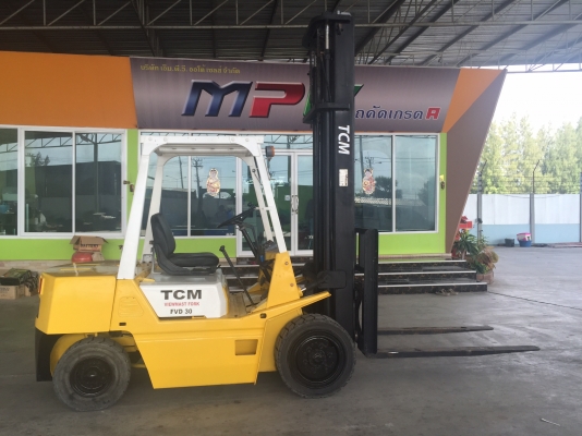 ขายรถฟอร์คลิฟต์ TCMรุ่นFVD30Z7 นำเข้าจากญี่ปุ่น ไม่เคยใช้งานในไทย มีใบอินวอย ยกได้3ตัน เสาสูง5เมตร ยางตัน4เส้น เครื่องดีเซลอีซูซุ4สูบ สภาพดีพร้อมใช้งาน