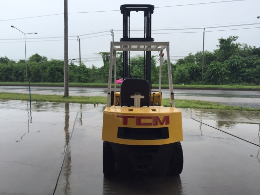 ขายรถฟอร์คลิฟต์ TCMรุ่นFVD30Z7 นำเข้าจากญี่ปุ่น ไม่เคยใช้งานในไทย มีใบอินวอย ยกได้3ตัน เสาสูง5เมตร ยางตัน4เส้น เครื่องดีเซลอีซูซุ4สูบ สภาพดีพร้อมใช้งาน