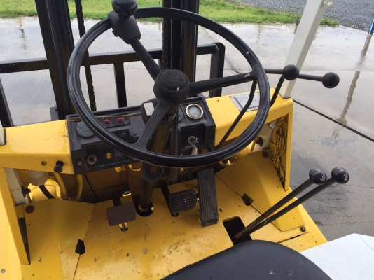 ขายรถฟอร์คลิฟต์ TCMรุ่นFVD30Z7 นำเข้าจากญี่ปุ่น ไม่เคยใช้งานในไทย มีใบอินวอย ยกได้3ตัน เสาสูง5เมตร ยางตัน4เส้น เครื่องดีเซลอีซูซุ4สูบ สภาพดีพร้อมใช้งาน