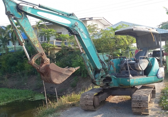 ขาย PC 40-7 ปั๊มนิ้ว คอนโทลน้ำมัน พร้อมใช้ไวสุดๆ ช่วงล่างเต็ม ขาย PC 40-7 ปั๊มนิ้ว คอนโทลน้ำมัน พร้อมใช้ไวสุดๆ ช่วงล่างเต็ม