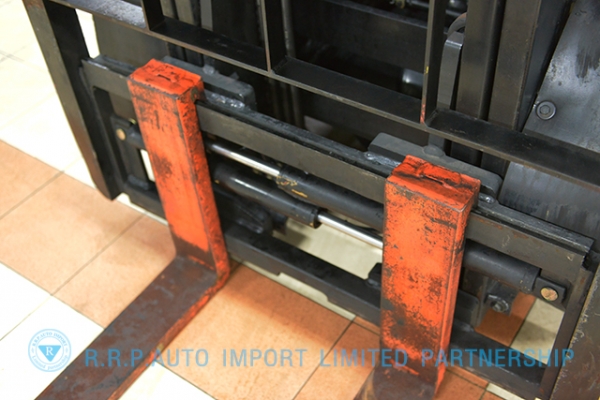 ขายรถโฟล์คลิฟท์มือสอง TOYOTA รุ่น 6FG25-15920 ราคา xxx,xxx บาท สภาพเดิมจากญี่ปุ่น