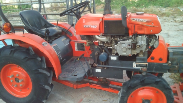 ขายรถไถKUBOTA KRT140  พร้อมใช้ สวยๆ สีเดิมๆ แรงๆ